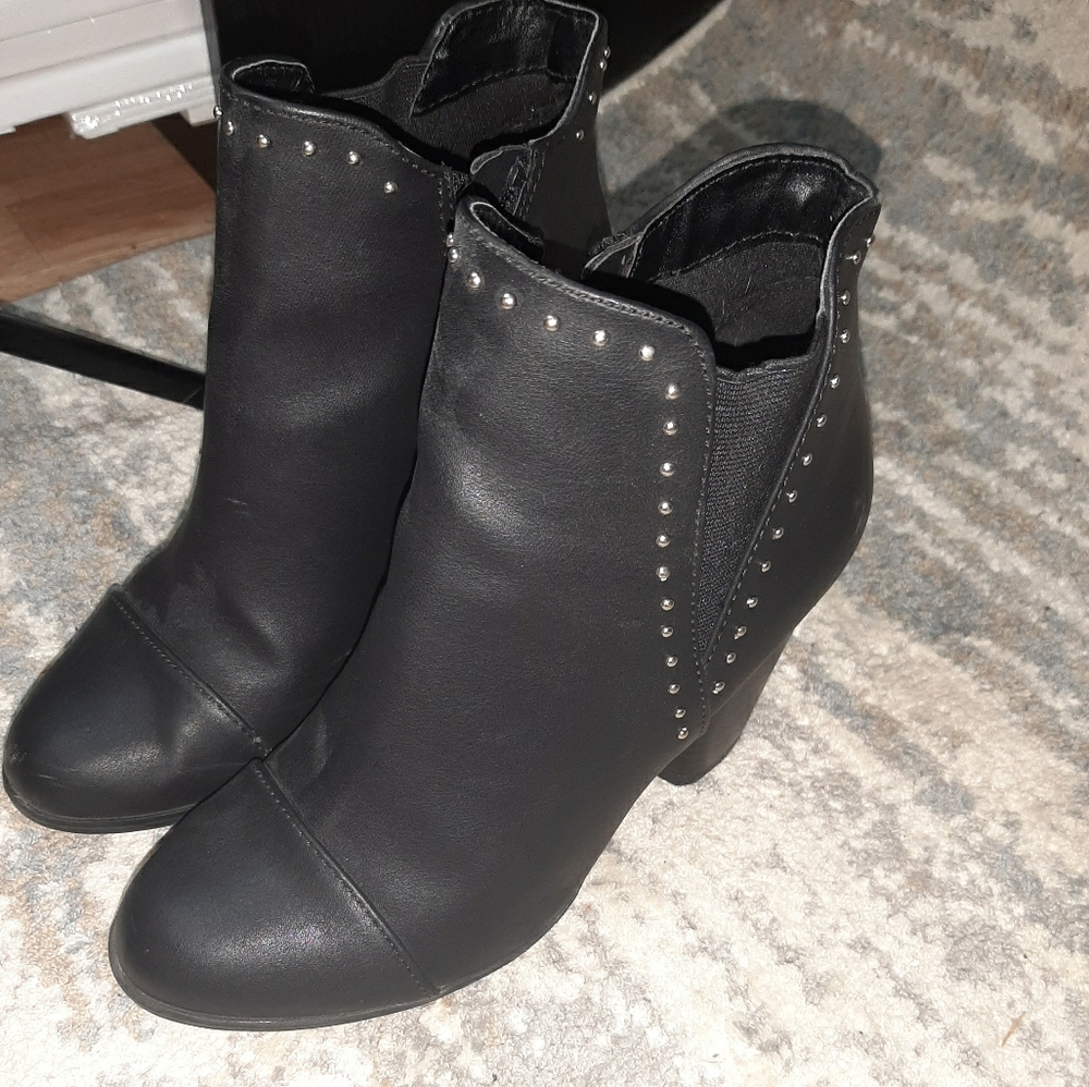 Ankle boots